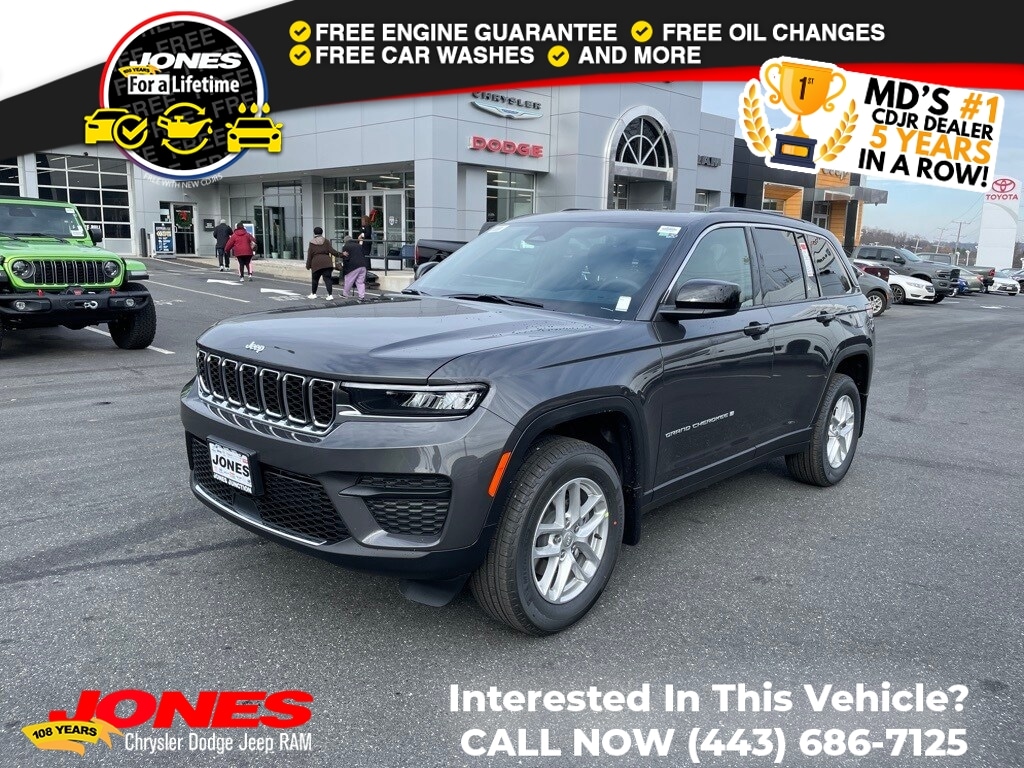 2025 Jeep Grand Cherokee Laredo's photo