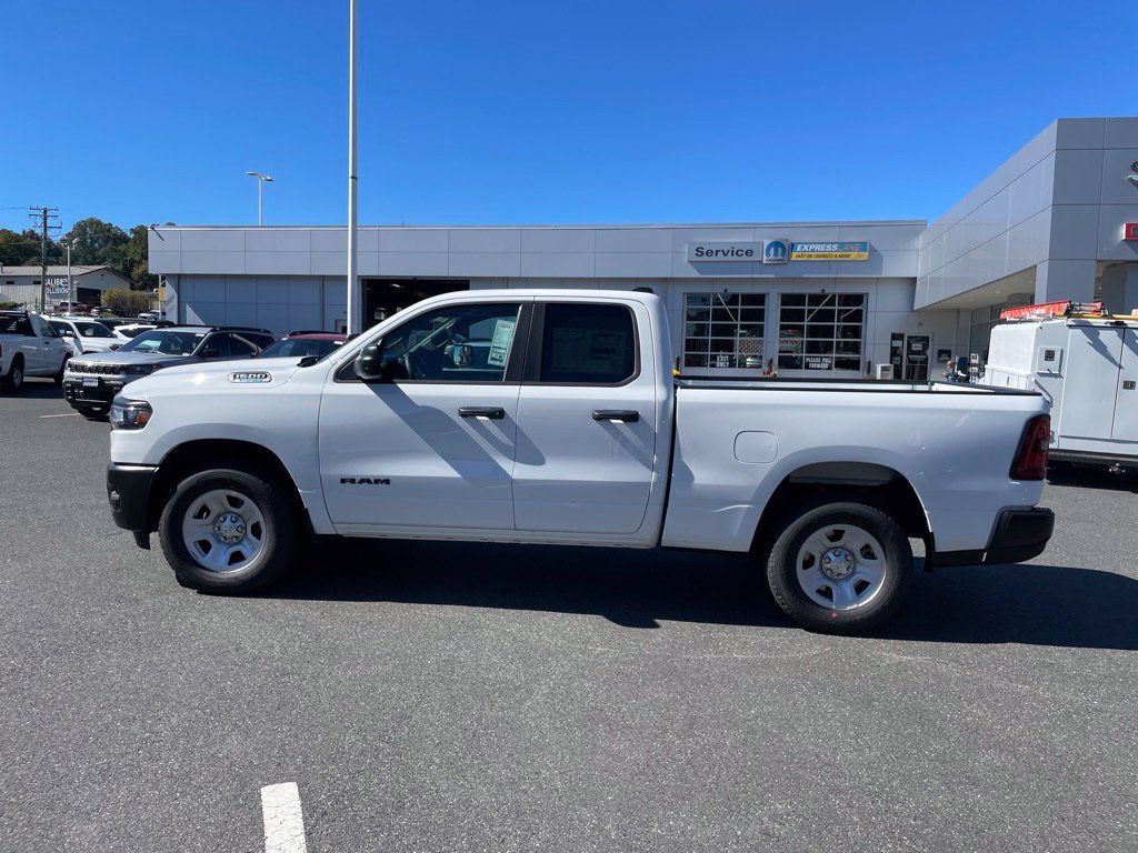 New 2027 Ram 1500 TRADESMAN QUAD CAB 4X4 6'4 BOX Pickup