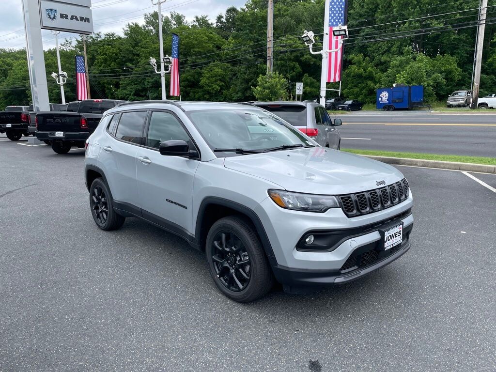 New 2026 Jeep Compass Latitude Sport Utility