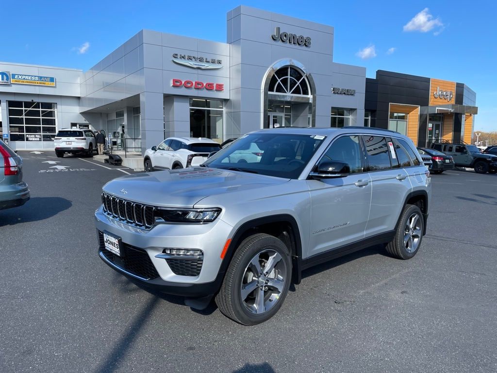 New 2025 Jeep Grand Cherokee Limited Sport Utility