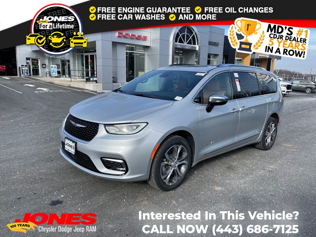 2026 Chrysler Pacifica Pinnacle's photo