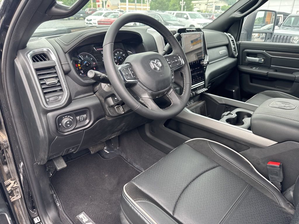 2025 RAM 2500 Laramie - Photo 10
