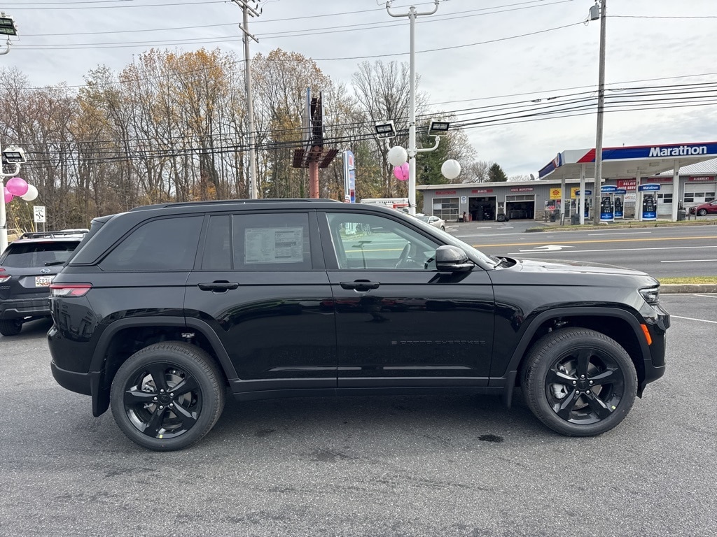 New 2025 Jeep Grand Cherokee Limited Sport Utility