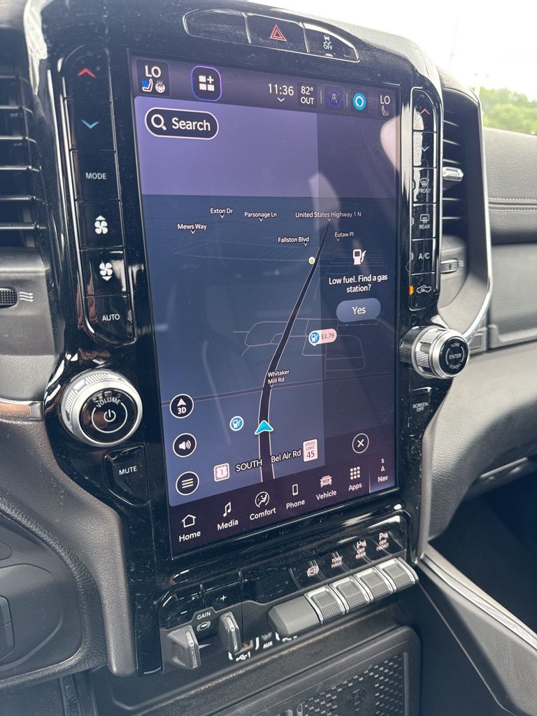 2025 RAM 2500 Laramie - Photo 13