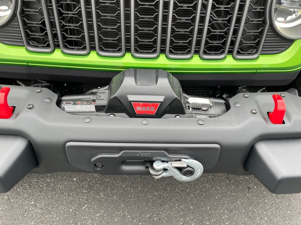 New 2026 Jeep Wrangler Rubicon X Sport Utility