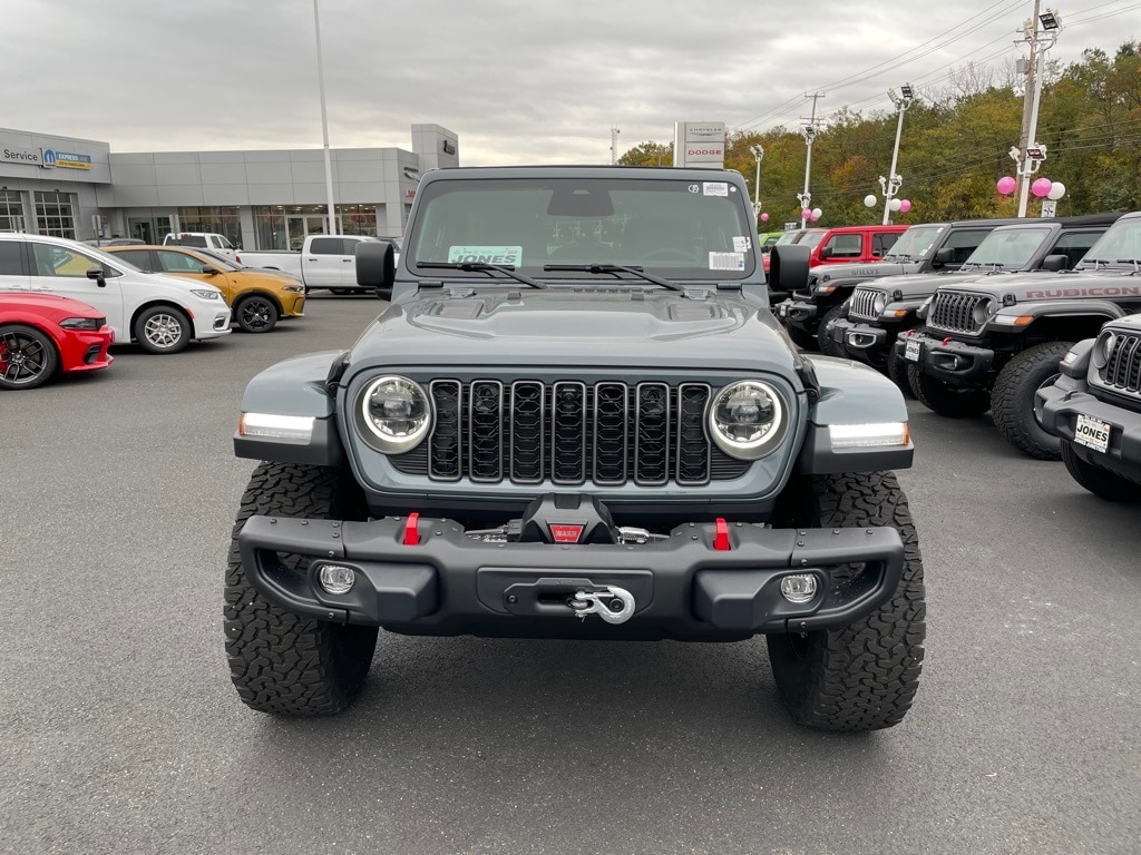New 2026 Jeep Wrangler Rubicon X Sport Utility
