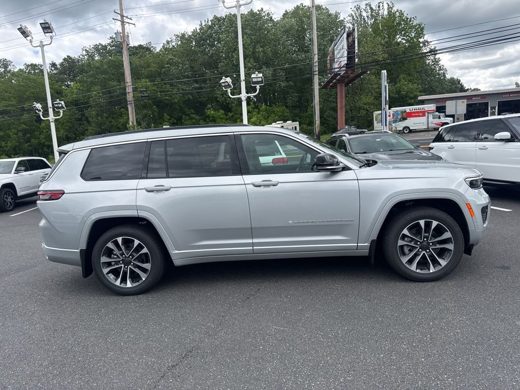New 2025 Jeep Grand Cherokee L Overland Sport Utility