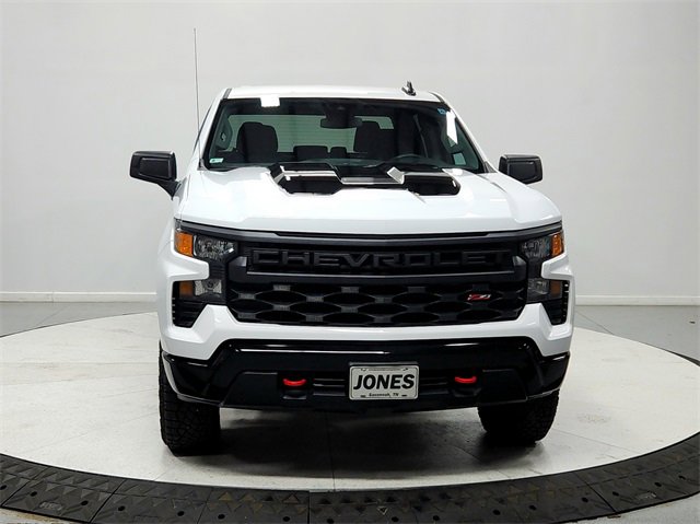 2025 Chevrolet Silverado 1500 Custom Trail Boss photo 2