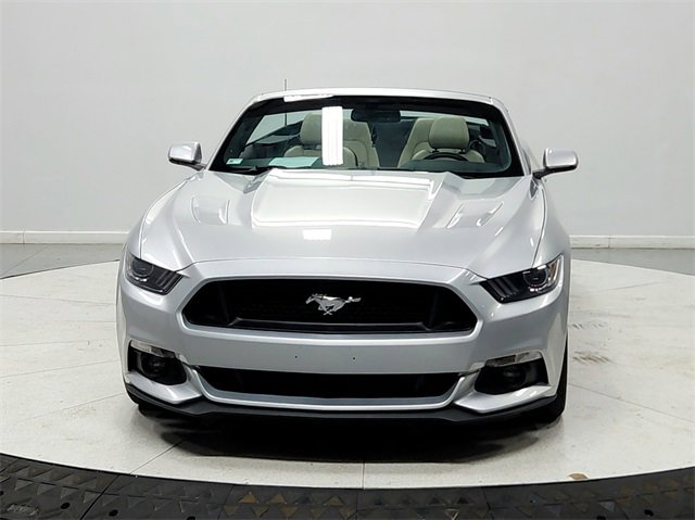 2017 Ford Mustang GT Premium photo 2