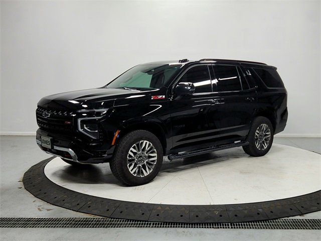 2025 Chevrolet Tahoe Z71 photo 2