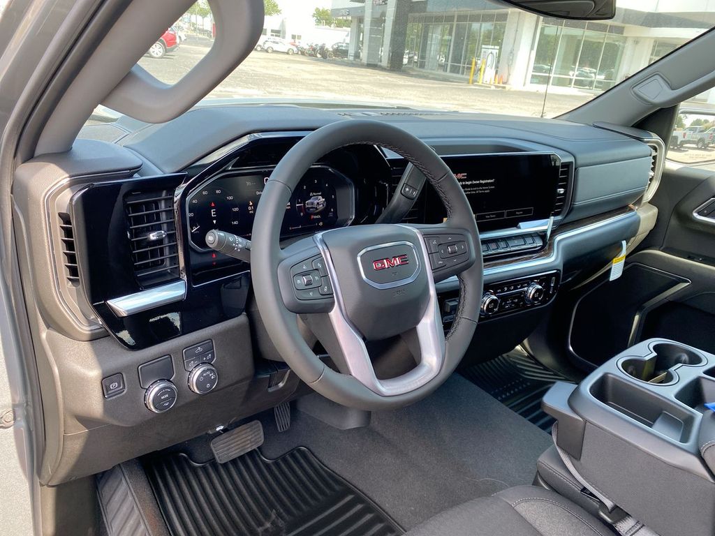 2026 GMC Sierra 1500 SLE - Photo 12