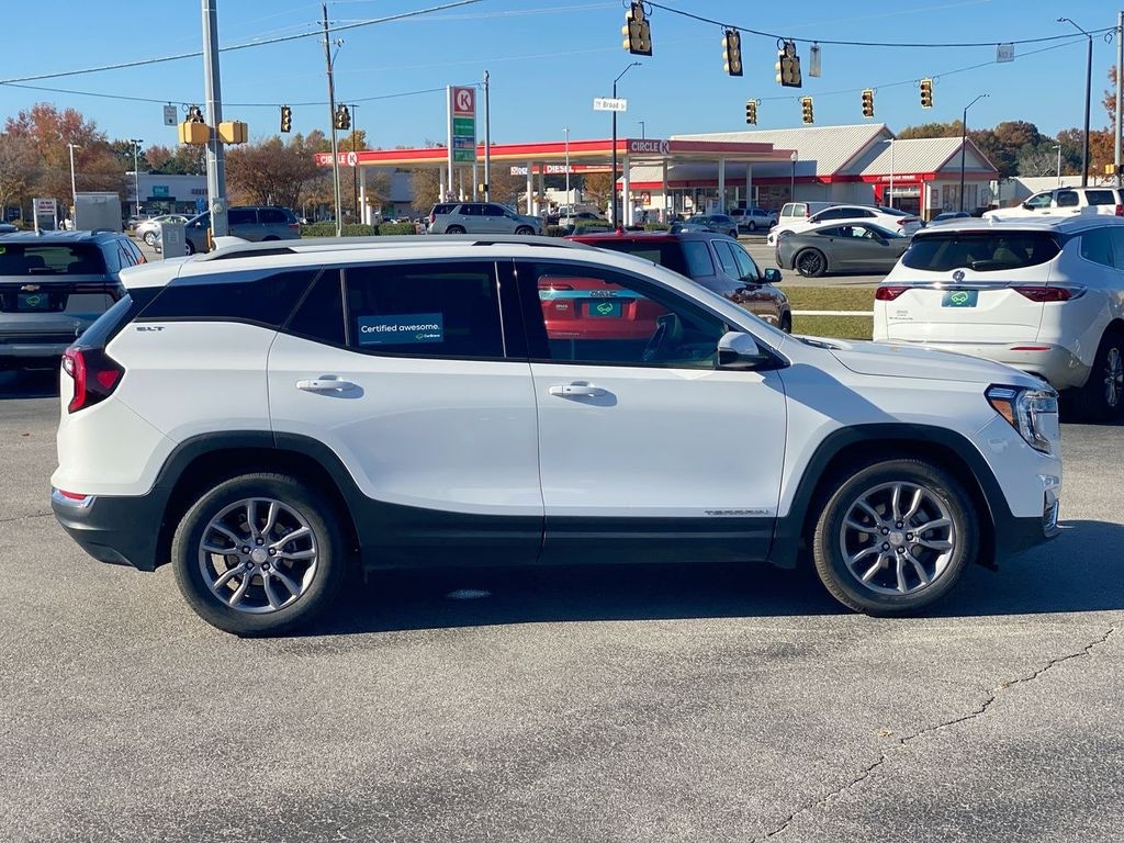 Used 2024 GMC Terrain SLT SUV