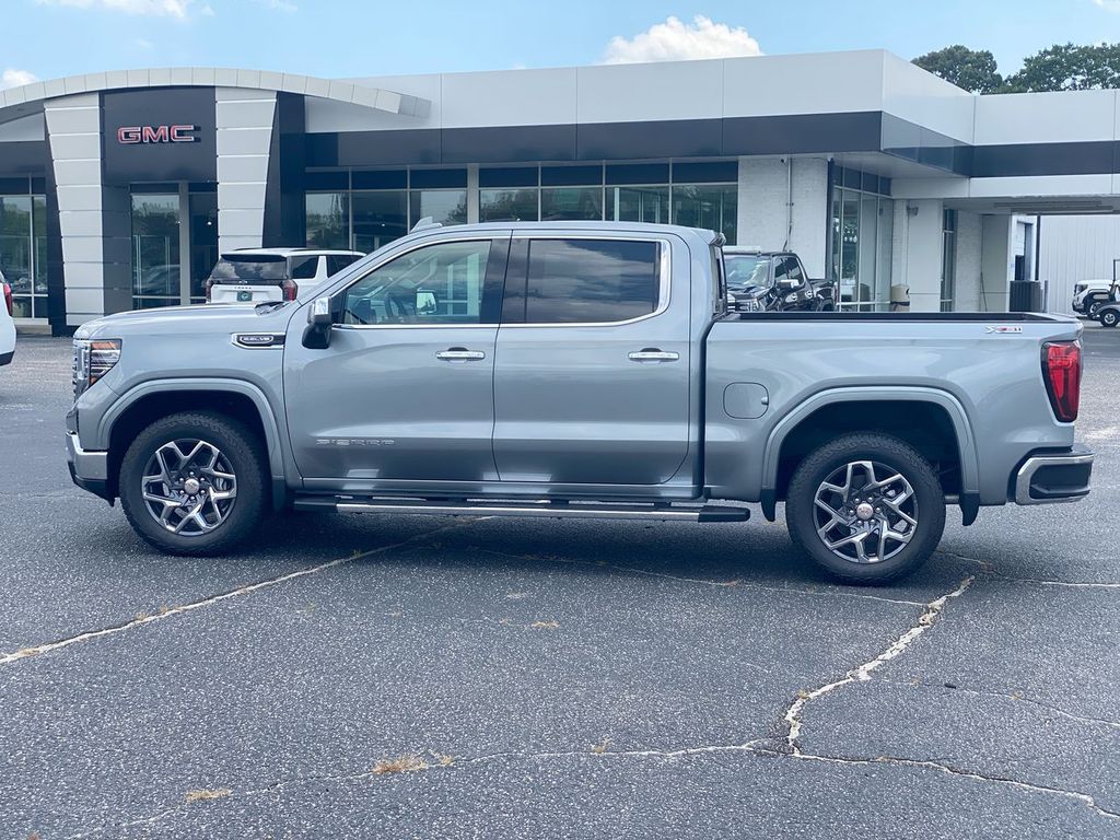 2026 GMC Sierra 1500 SLT - Photo 8