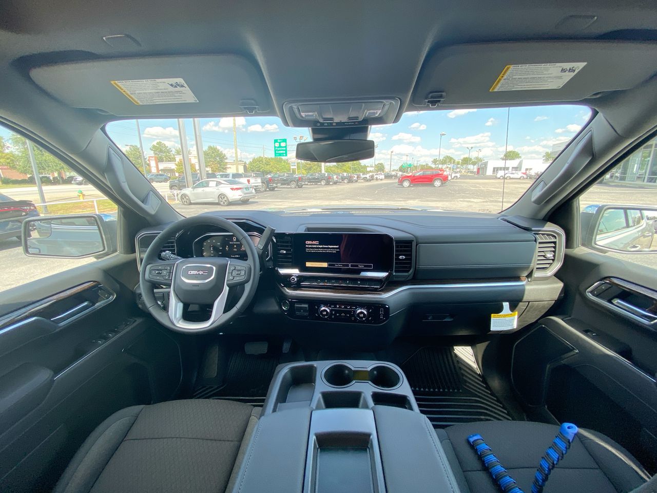 2026 GMC Sierra 1500 SLE - Photo 40