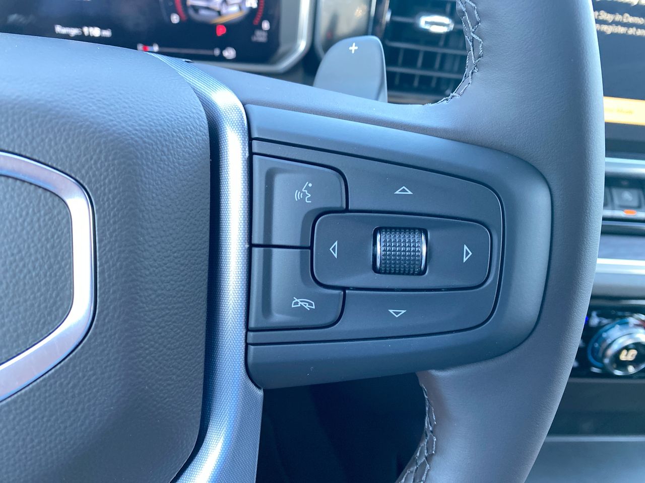 2026 GMC Sierra 1500 SLT - Photo 46