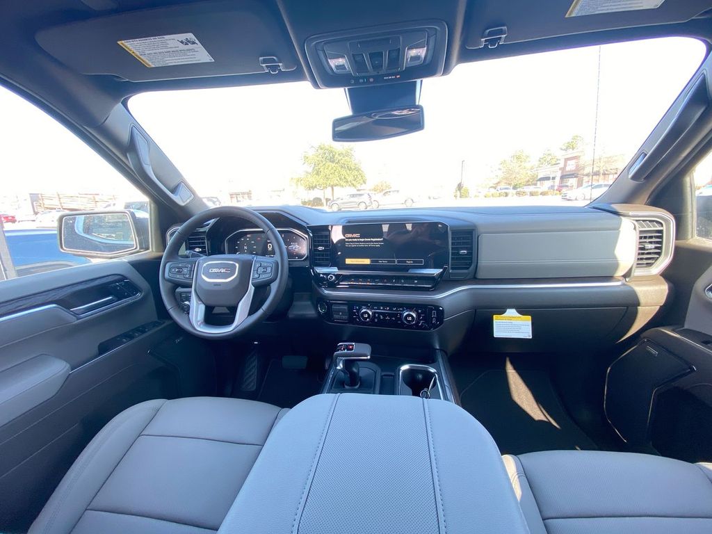 2026 GMC Sierra 1500 SLT - Photo 17