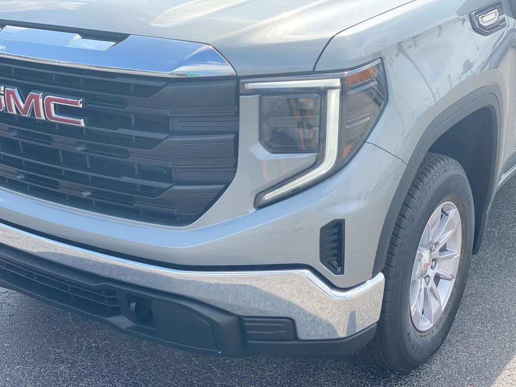 2026 GMC Sierra 1500 Pro - Photo 10