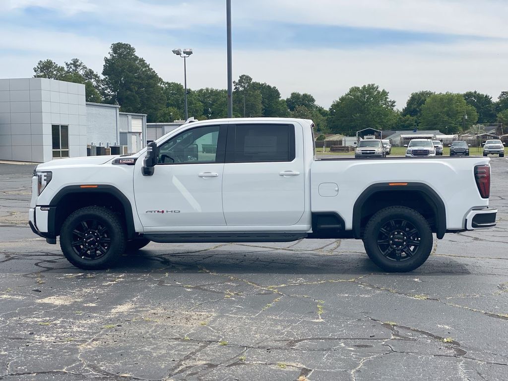 2026 GMC Sierra 2500HD AT4 - Photo 8