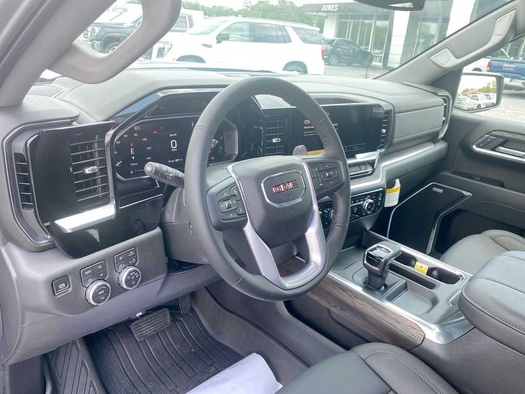 2026 GMC Sierra 1500 SLT - Photo 13