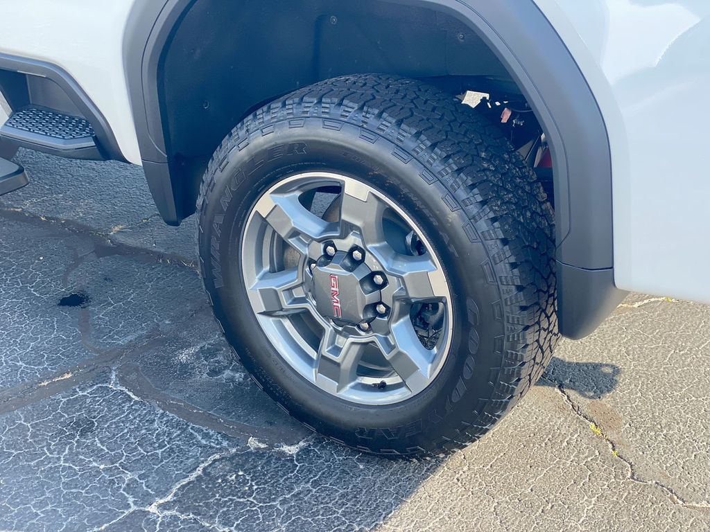 2026 GMC Sierra 2500HD SLT - Photo 7