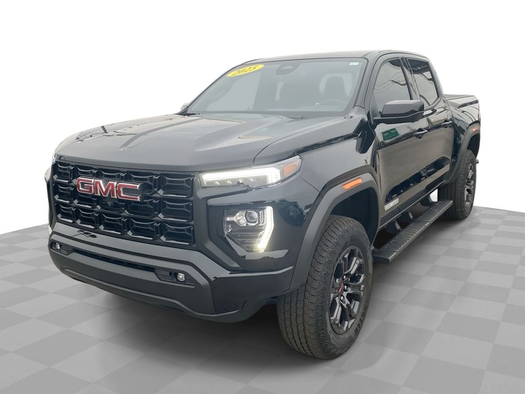 2025 GMC Canyon Elevation's photo