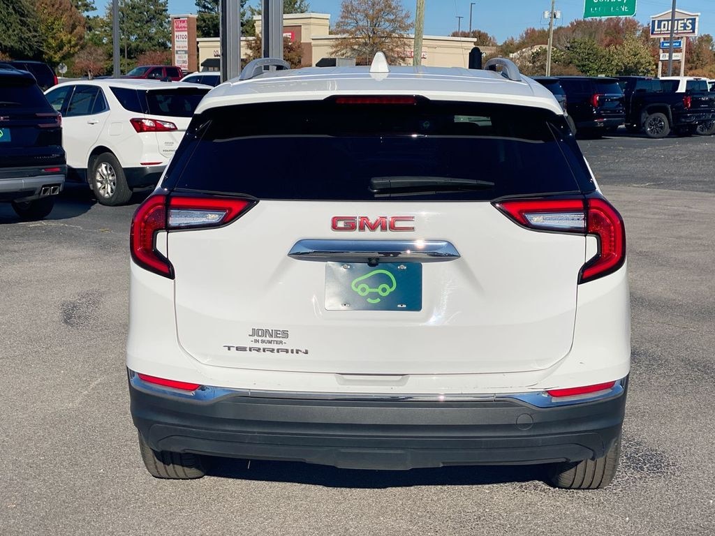 Used 2024 GMC Terrain SLT SUV