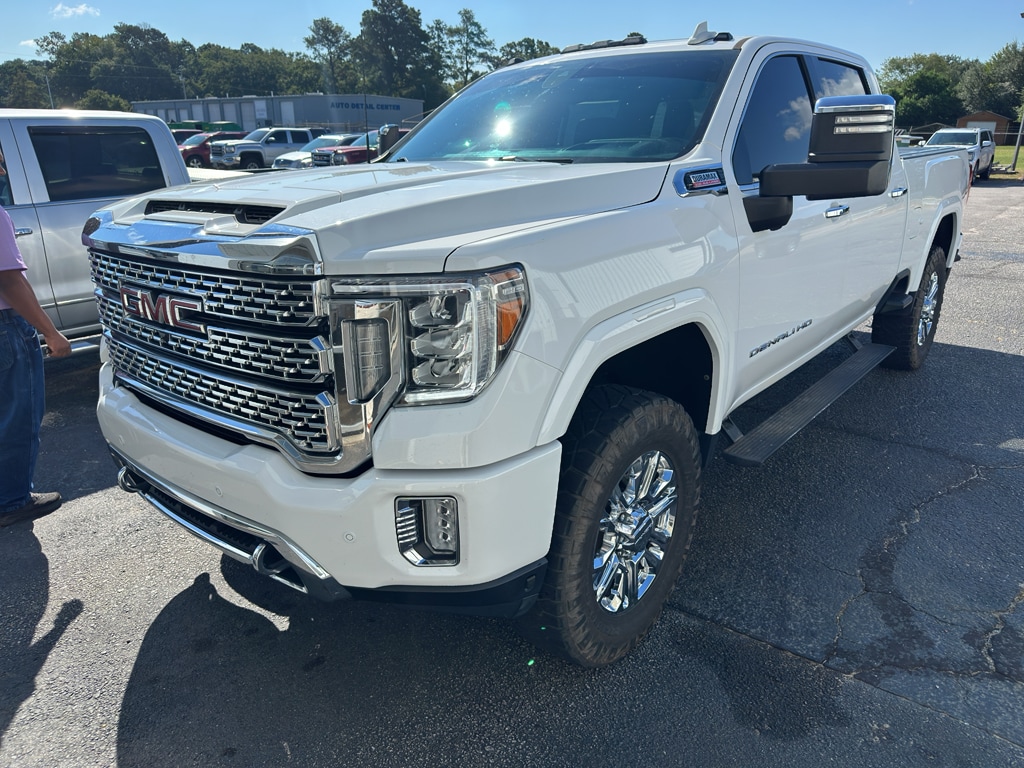 2021 GMC Sierra 4WD Crew Cab Standard Box Denali's photo