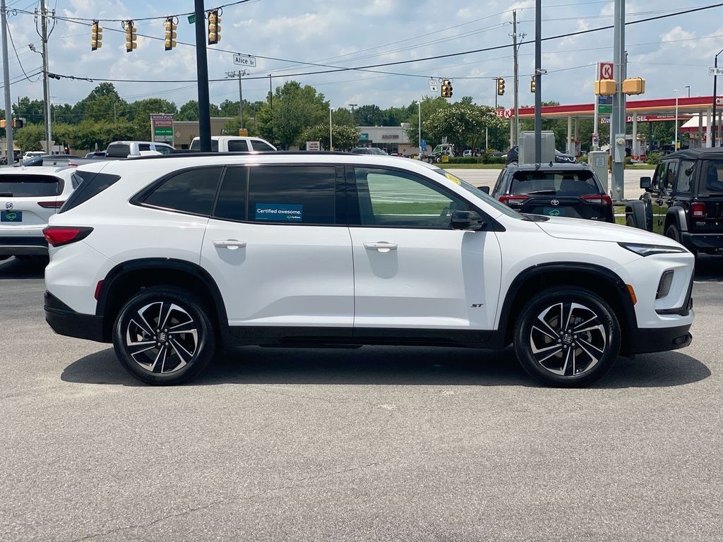 Used 2026 Buick Enclave Sport Touring SUV