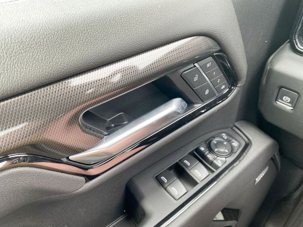 2026 GMC Sierra 2500HD AT4 - Photo 27