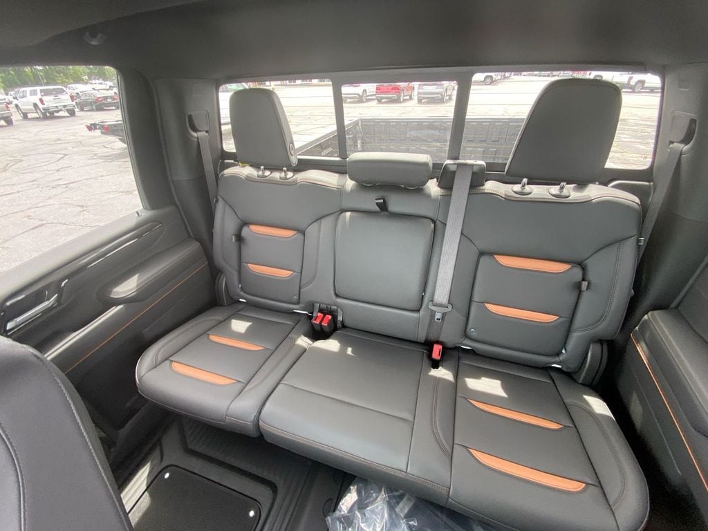 2026 GMC Sierra 2500HD AT4 - Photo 16
