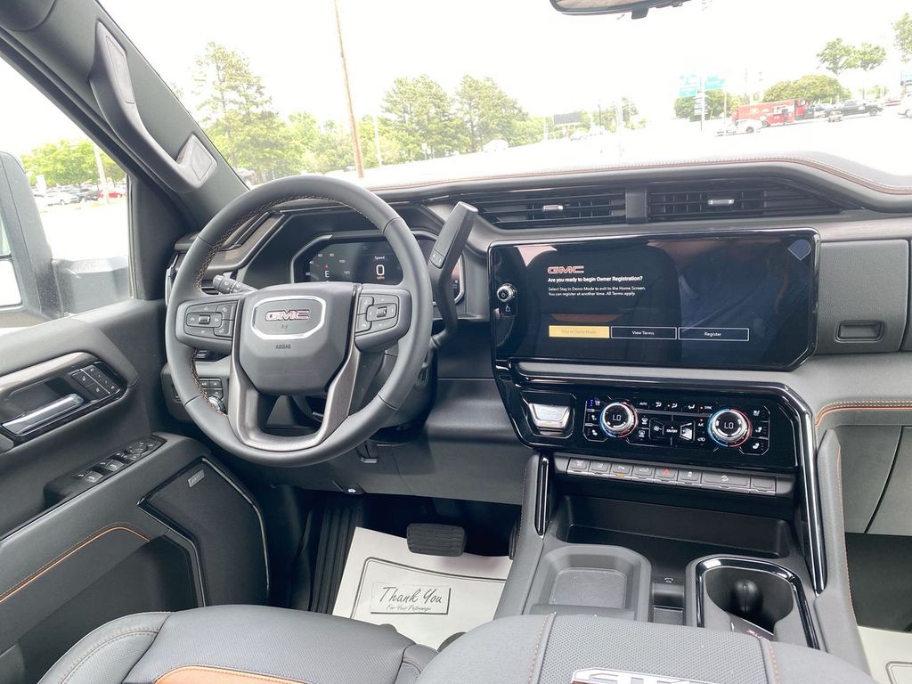 2026 GMC Sierra 2500HD AT4 - Photo 18