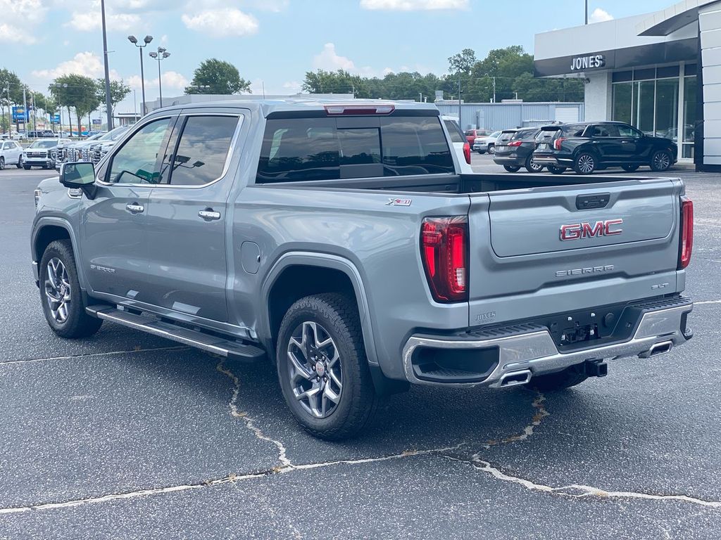 2026 GMC Sierra 1500 SLT - Photo 9