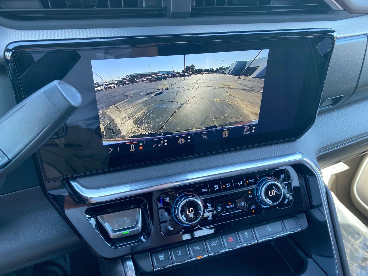 2026 GMC Sierra 2500HD Denali - Photo 16