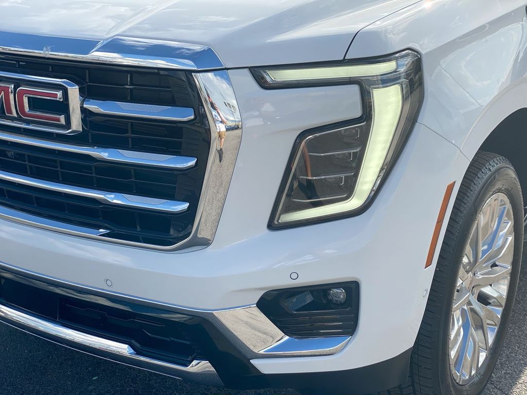 2026 GMC Yukon XL Elevation - Photo 10