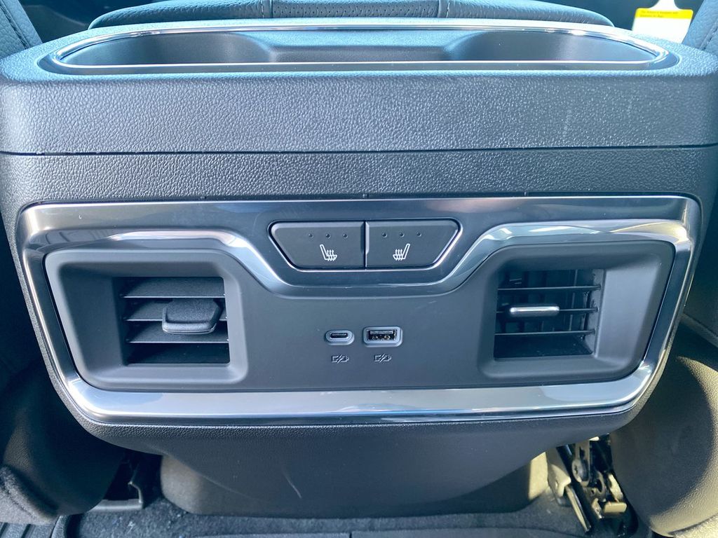 2026 GMC Sierra 2500HD Denali - Photo 19