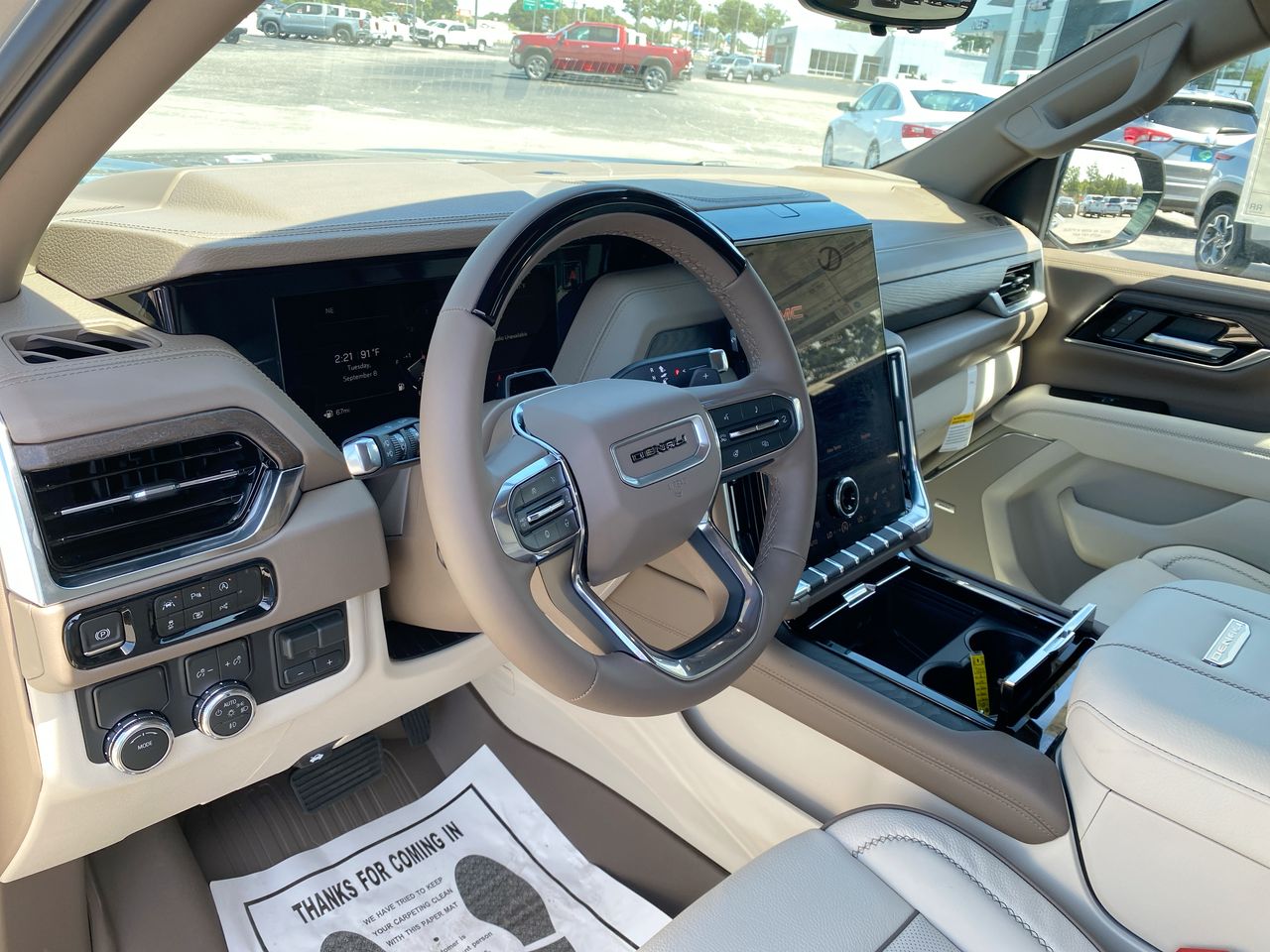 2026 GMC Yukon Denali - Photo 12