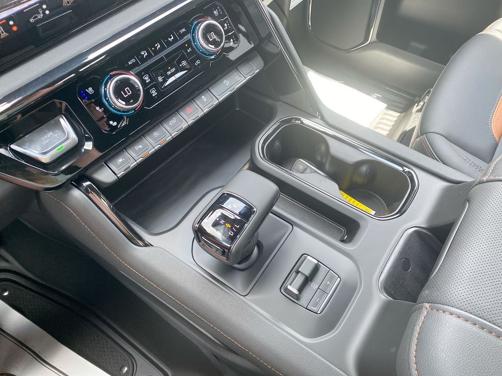 2026 GMC Sierra 1500 AT4 - Photo 17