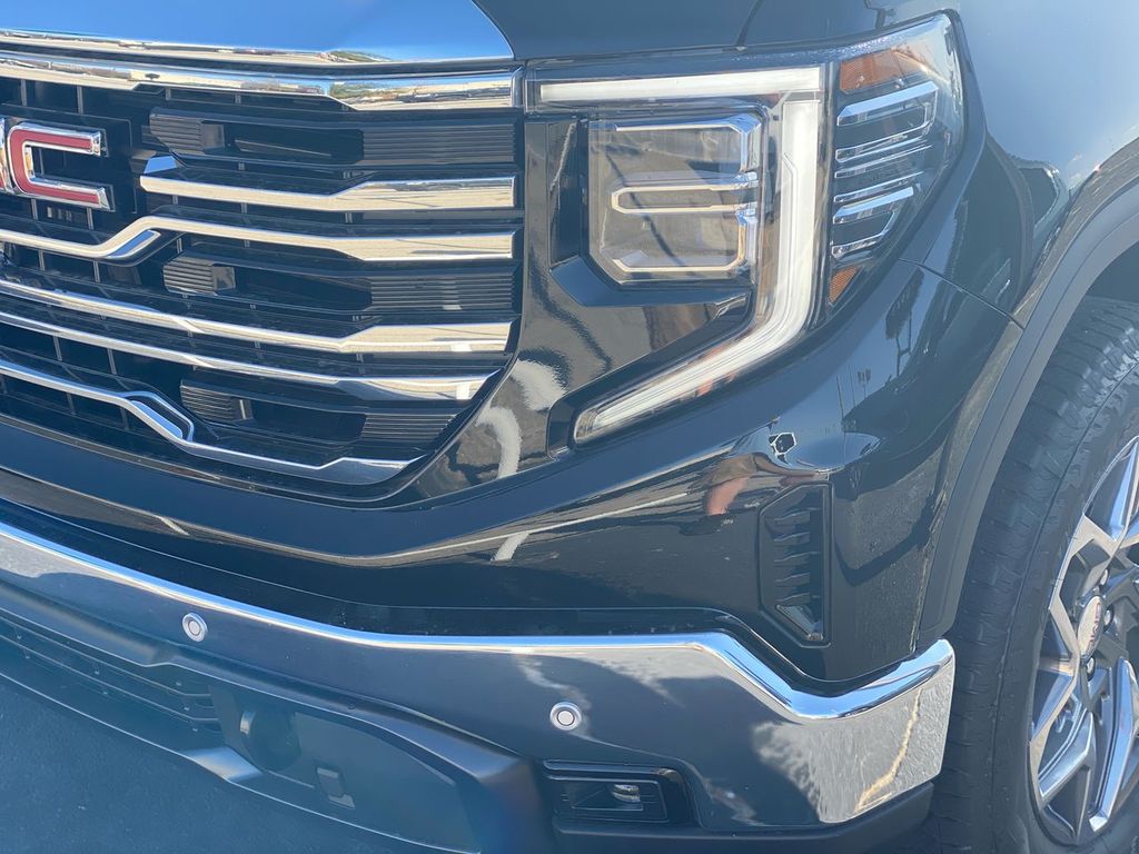 2026 GMC Sierra 1500 SLT - Photo 10
