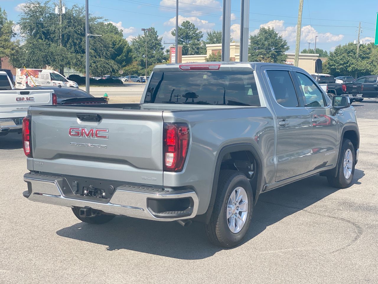 2026 GMC Sierra 1500 SLE - Photo 28
