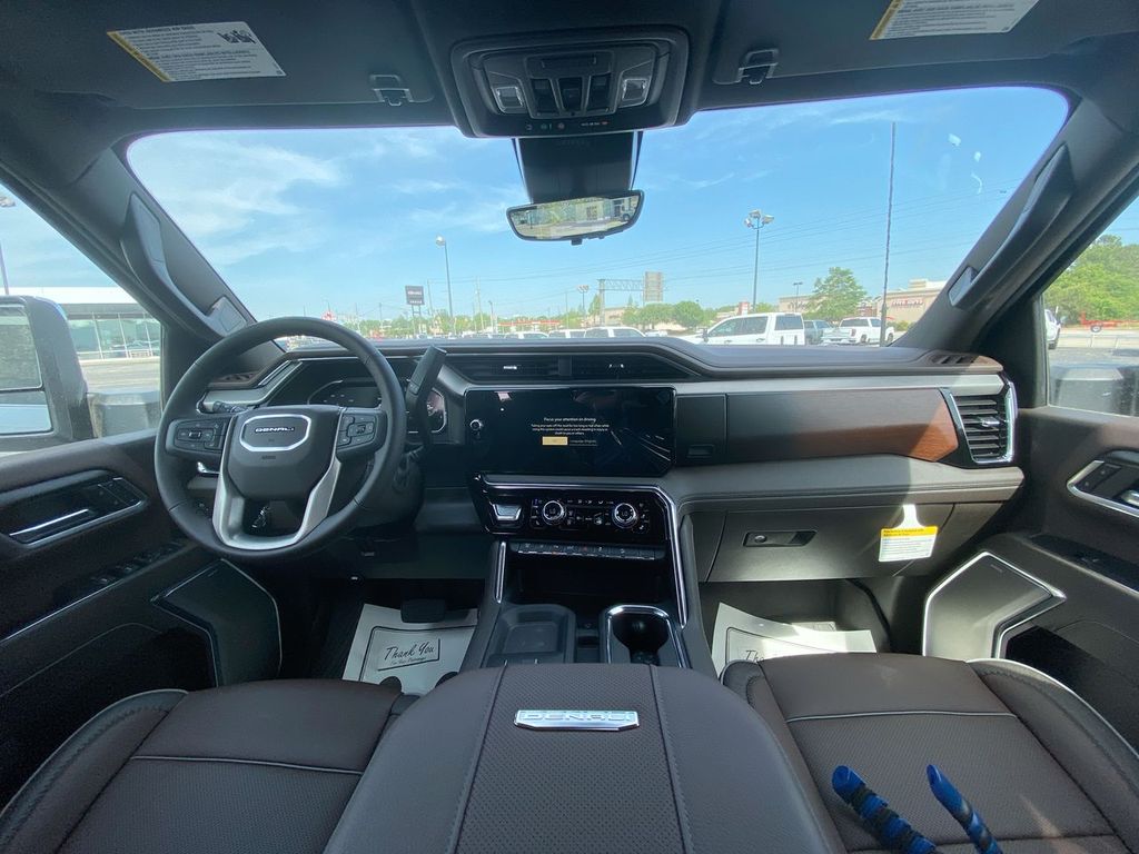 2026 GMC Sierra 2500HD Denali - Photo 18