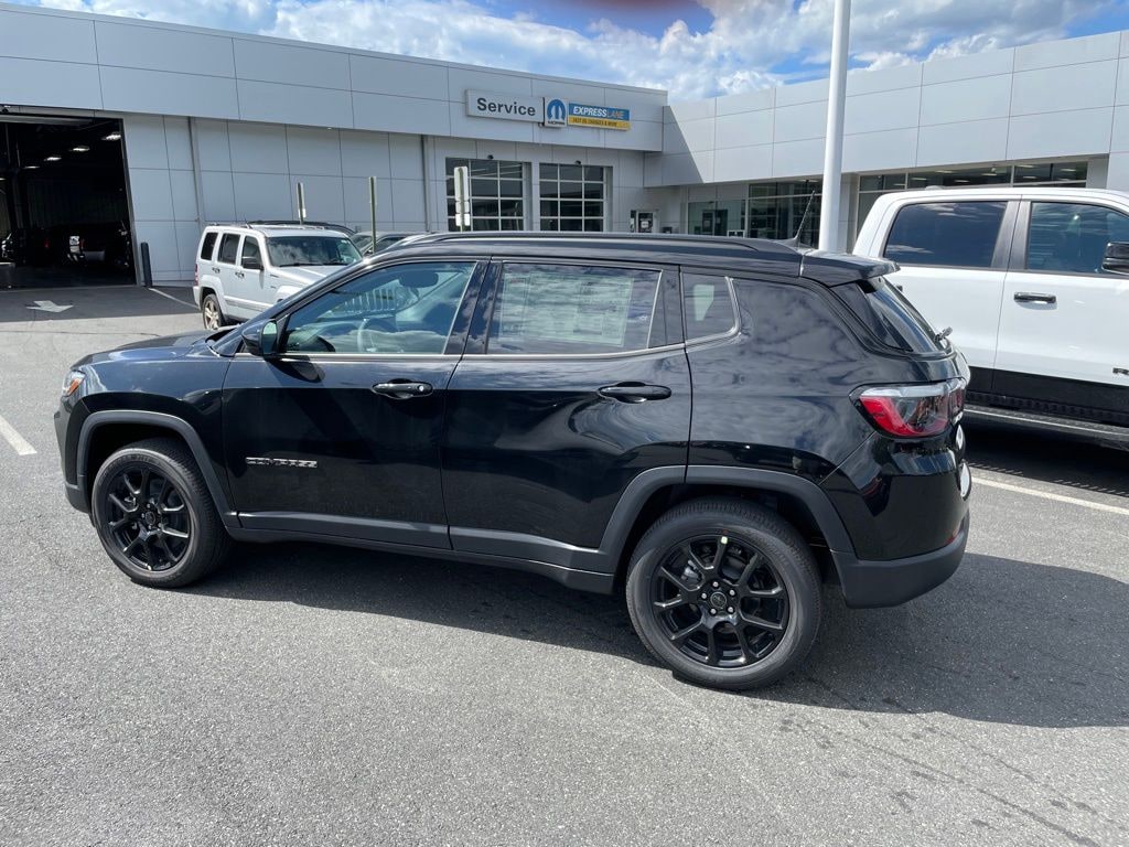 New 2026 Jeep Compass LATITUDE ALTITUDE 4X4 Sport Utility