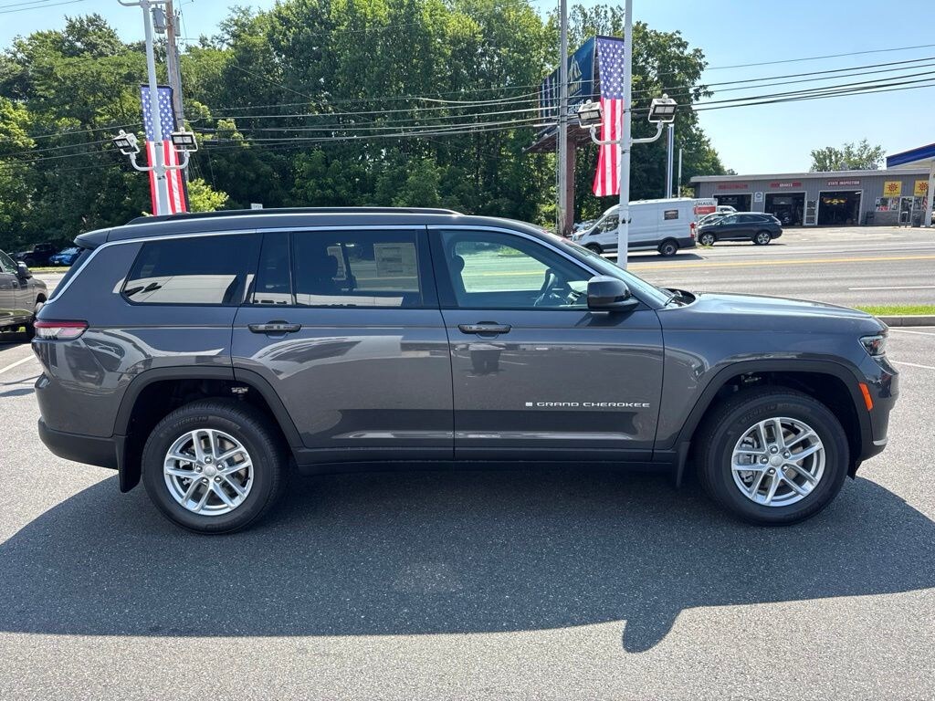 New 2026 Jeep Grand Cherokee L LAREDO 4X2 Sport Utility