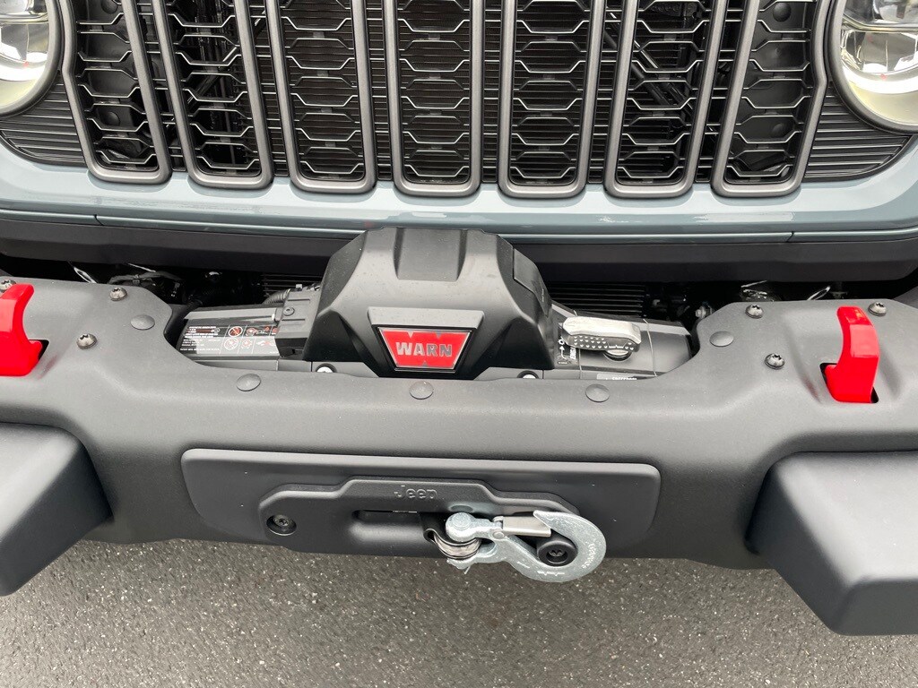 New 2026 Jeep Wrangler 4-DOOR RUBICON X Sport Utility