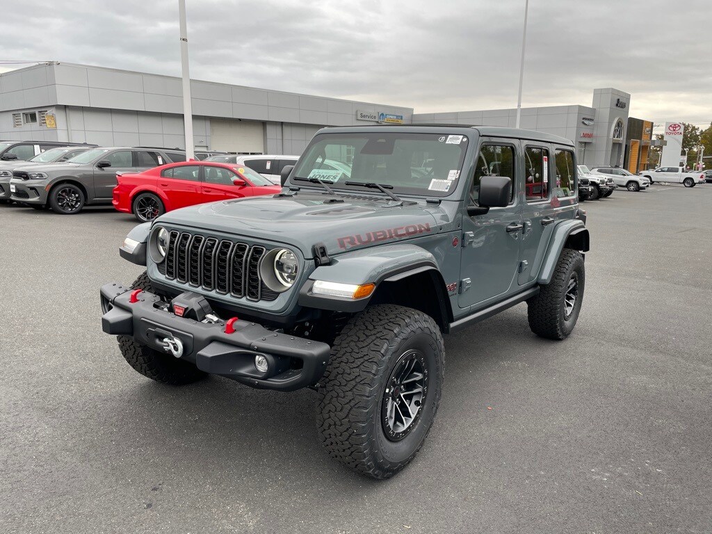 New 2026 Jeep Wrangler 4-DOOR RUBICON X Sport Utility