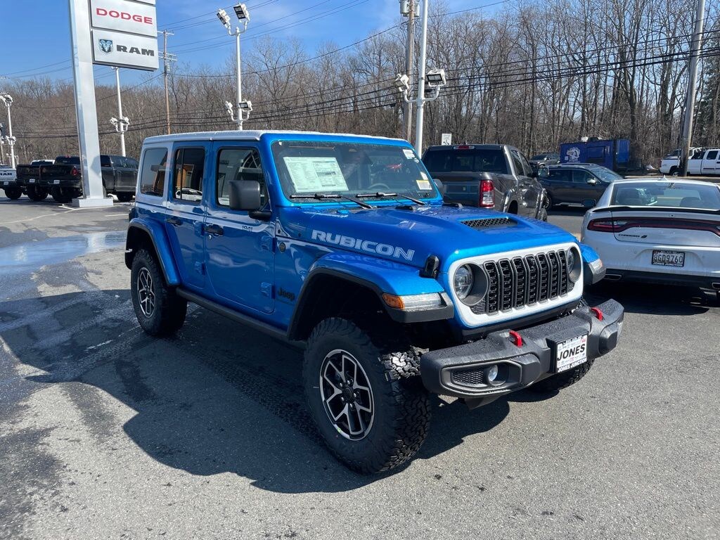 New 2026 Jeep Wrangler 4-DOOR RUBICON Sport Utility