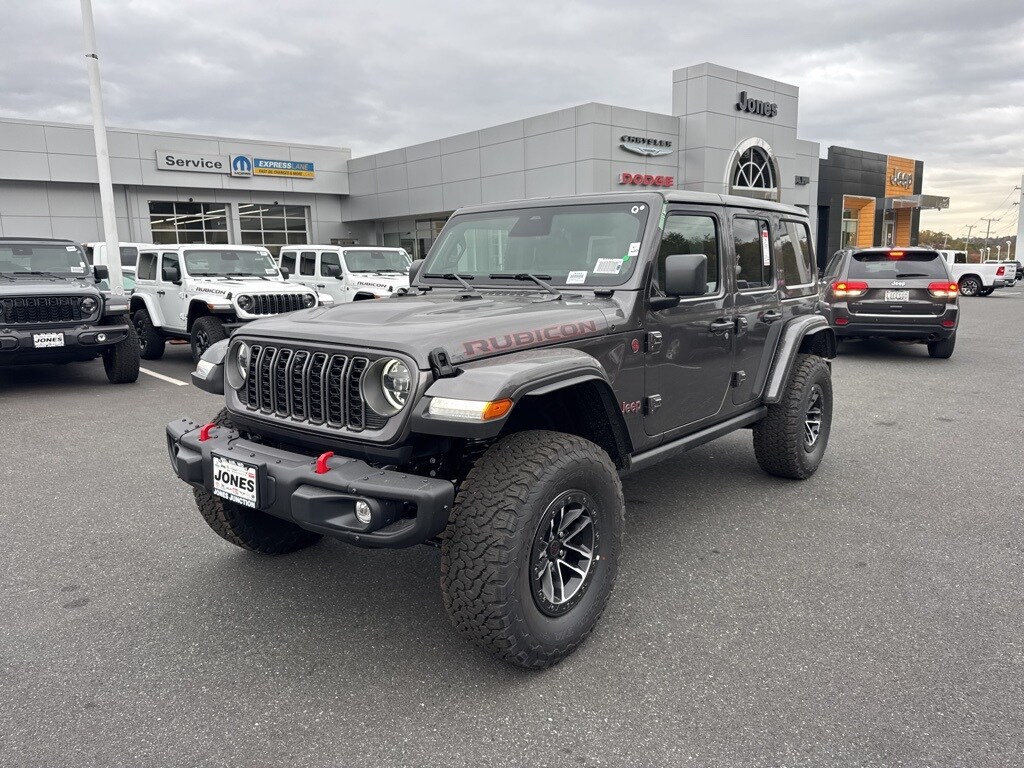 New 2026 Jeep Wrangler 4-DOOR RUBICON X Sport Utility