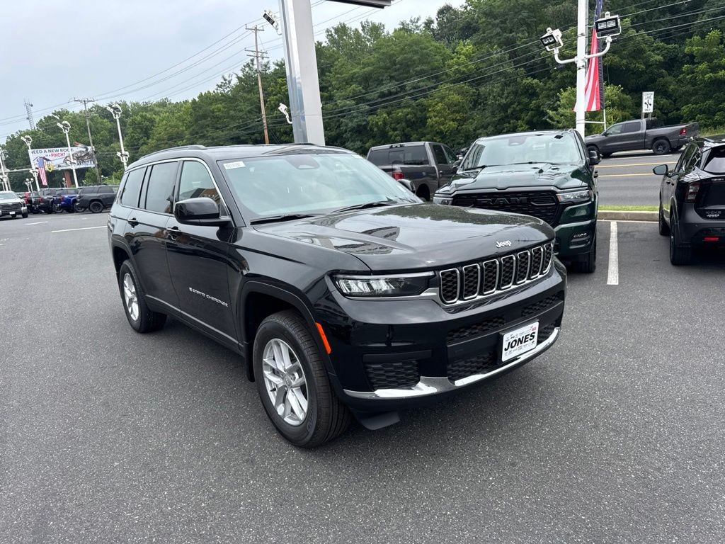 New 2026 Jeep Grand Cherokee L LAREDO 4X2 Sport Utility