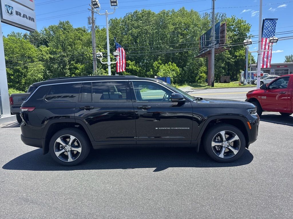 New 2026 Jeep Grand Cherokee L LIMITED 4X4 Sport Utility