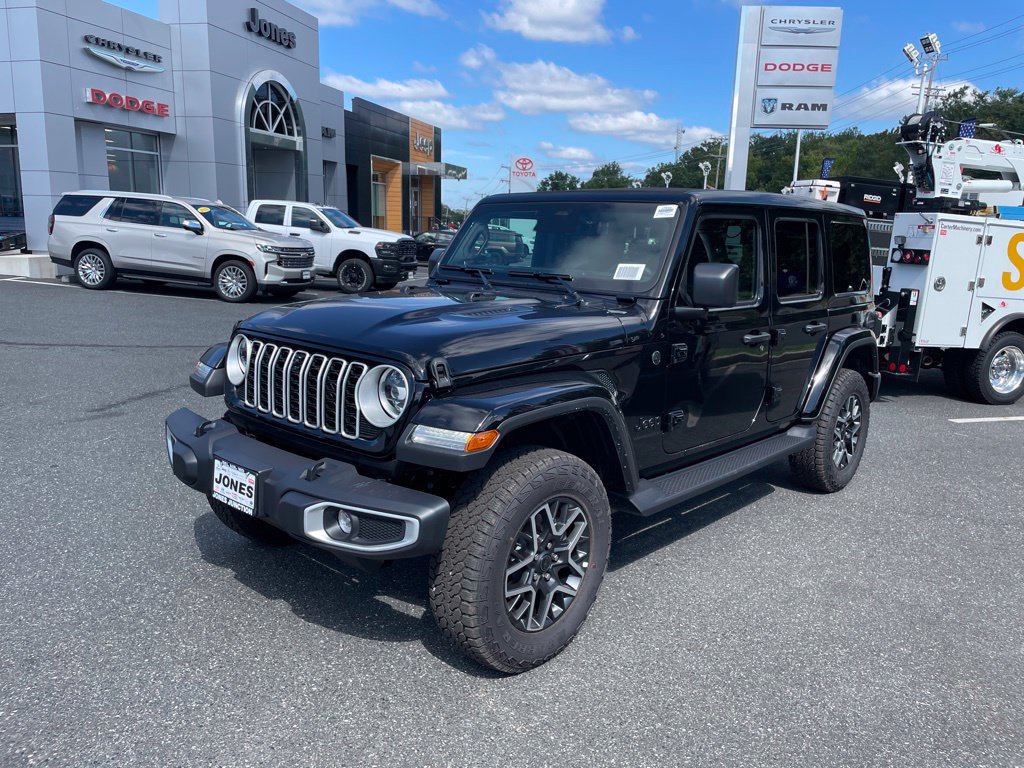 2027 Jeep Wrangler 4-DOOR SAHARA Sport Utility