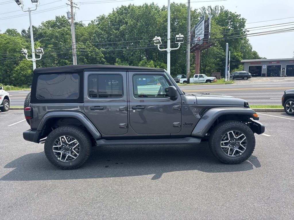 New 2025 Jeep Wrangler 4-DOOR SAHARA Sport Utility